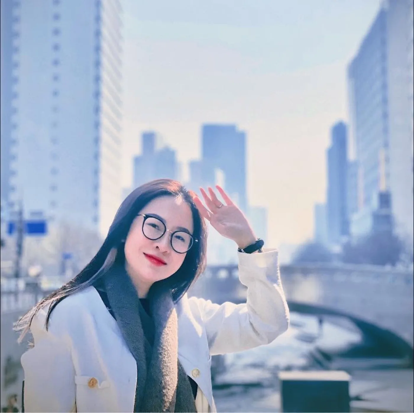 Nguyễn Thúy Linh đồng hành cùng người bắt đầu hành trình giáo dục.